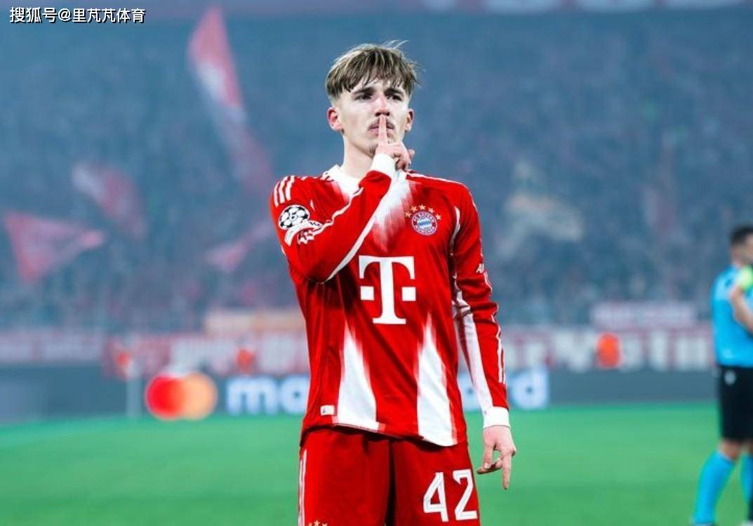 被孔帕尼细心呵护，却公开“打脸”拜仁，17岁天才小将怎么想的