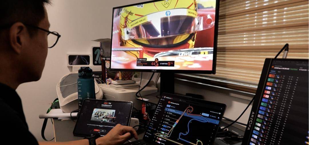 你敢信吗？上海一个F1后勤，干出百万粉丝，能塞满5个赛车场