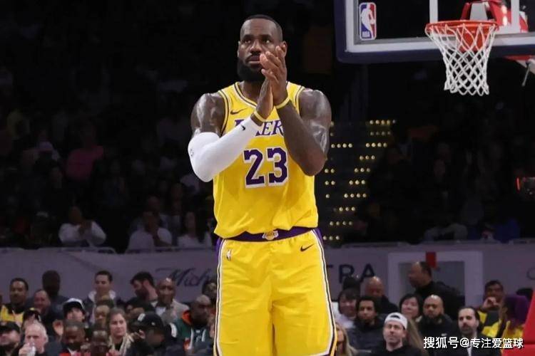 NBA正式调查东契奇事件！裁判委屈大哭，詹姆斯怒斥黑哨